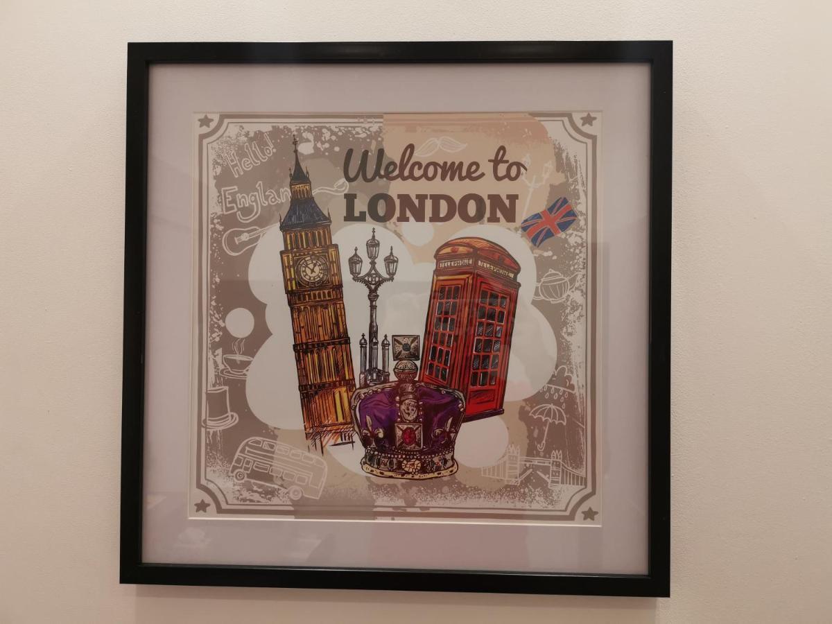 City Prime Apartments London Exterior foto A souvenir from London